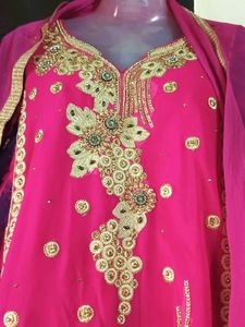 Pink & Gold Embellished Salwar Kameez