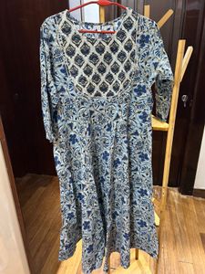 Yuris Kurta With Dupatta &amp; Gulmohar