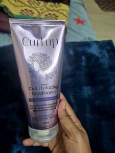 Curl Up Hydrating Conditioner