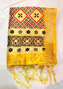 Beautiful  trendy Saree with blouse p