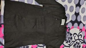 Black Ribbed Top