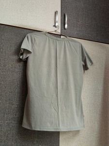 Remember to Live Graphic T-Shirt