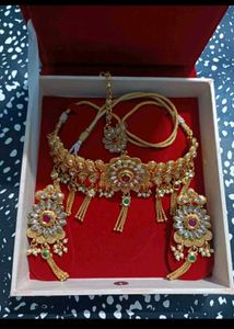 Gold Plated Kundan Jewellery Set