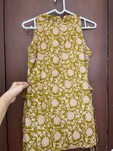 halter neck short kurti