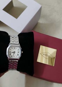 Fossil Women's Watch - Elegant Silver Band