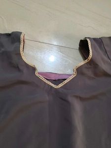 Elegant Grey Kurta with Floral Embroidery