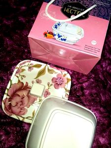 A White Bowl Container With Cap