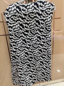 Stylish Black &amp; White Print Dress