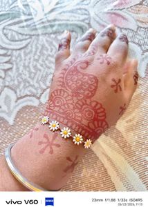 Daisy Flower Bracelet