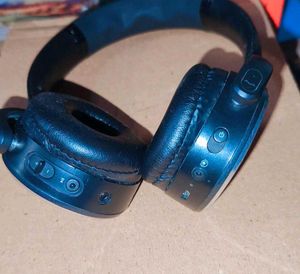 (Samsung) AKG Y500 Wireless Premium Headphones