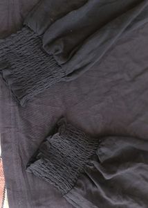 Black Square Neck Long Sleeve Top