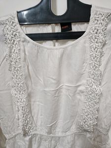 ✅🛍️ White Top 🛍️✅