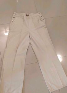 2 Beige Jeans