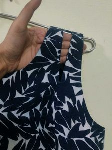 Stylish Sleeveless Leaf Print Dress