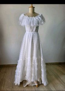 Elegant Off-Shoulder Lace Maxi Dress