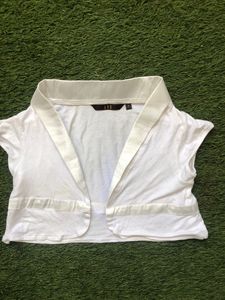 white shrug from and for women.