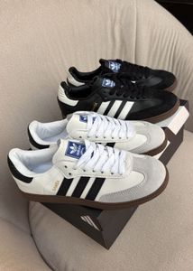 Adidas Samba Classic Sneakers