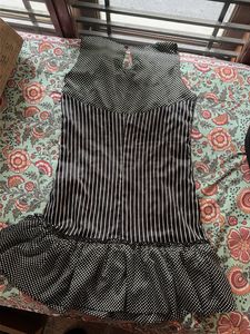 Stylish Black &amp; White Patterned Dress