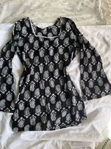 Short Kurti 🖤