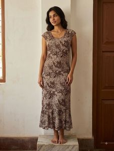Chic Animal Print Midi Dress