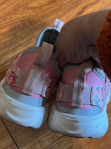 kazar max sneaker 8-8.5 yrs