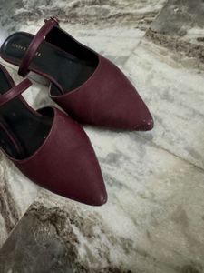 Maroon Pointed Toe Mules