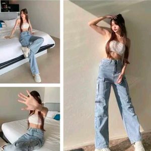 “Trendy High Waist Cargo Jeans – Light Blue Denim