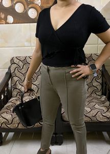 From The Brand Of Easybay Stretchable Olive Green Jeggings In 32 Waist