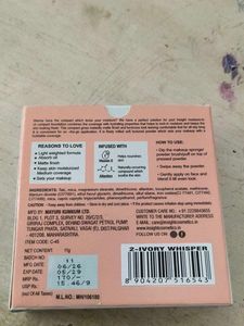 Insight Moisture Lock Compact Foundation