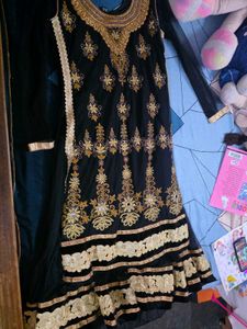 Designer Black &amp; Gold Embroidered Kurta Set