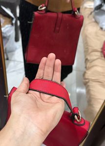 Alvaro Castagnino Red Beautiful Cross Body Purse
