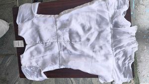 Elegant White Ruffled V-Neck Top