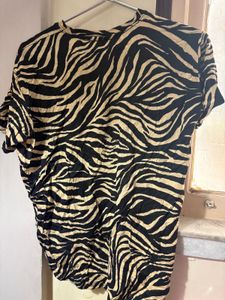 Stylish Zebra Print T-Shirt