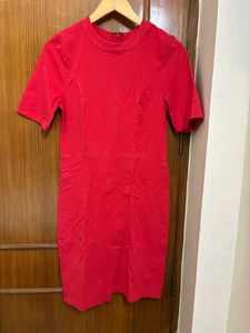 Red Short Sleeve Midi Dress