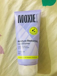 Moxie Beauty Shampoo &amp; Conditioner Set