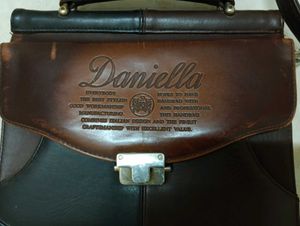 DANIELLA CROSSBODY BAG