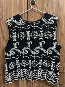 MANGO ethnic top schiffli