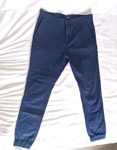 Mens' Blue Highlander slim fit trousers, jogger fit, Size 32, length 39.5 inch