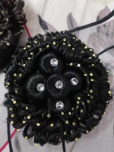 Sparkling Hair Bun Maker