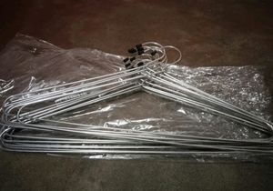 BRAND NEW *** STAINLESS STEEL SET OF 12 Hangers