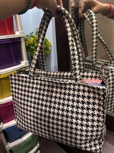 Stylish Houndstooth Tote Bag
