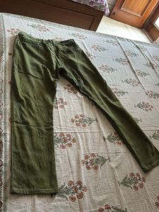 Olive Green pant for men
