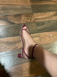 Stylish Strappy Heeled Sandals