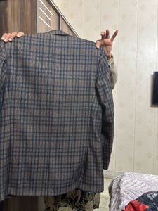 Checkered Blazer - Classic Style