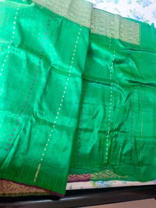 Green &amp; Magenta Ethnic Saree