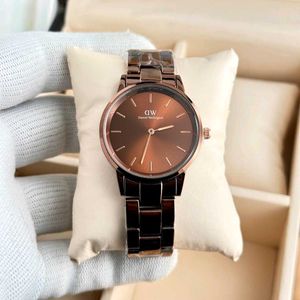 Elegant Daniel Wellington Watch