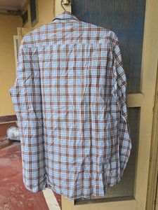 Men's Plaid Button-Down Shirt