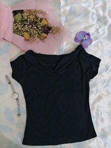 Black cowl Neck Top