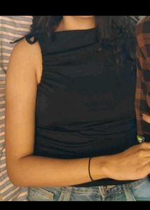 Chic Black Ruched Sleeveless Top