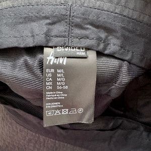 H&amp;M | Y2K Bucket Hat